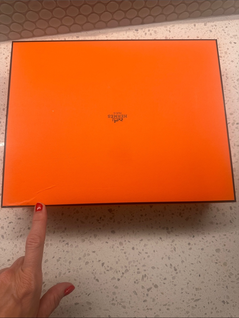 Hermes box 11 x 9 x 3
